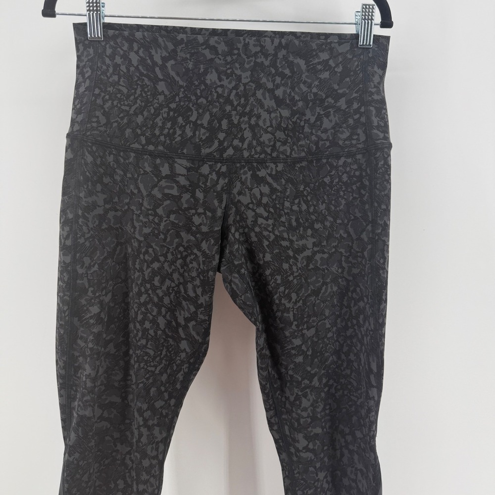 Lululemon Wunder Under High-Rise Crop 23 Scallop Wild Thing Camo Grey Size 10